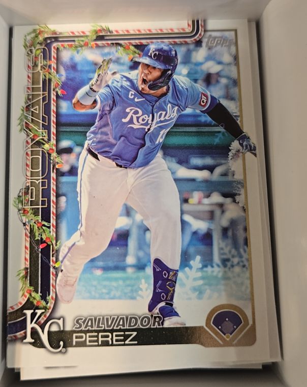 2025 Topps Holiday #H116 Salvador Perez — front