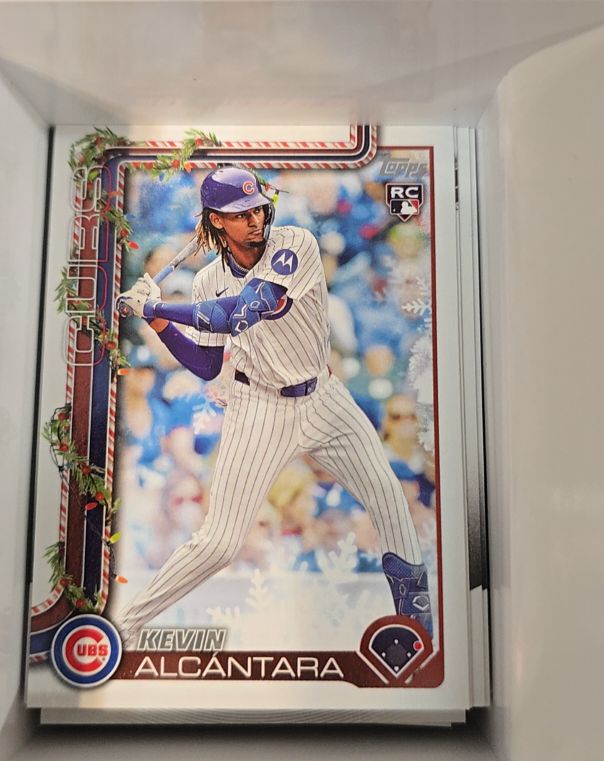 2025 Topps Holiday #H109 Kevin Alcantara — front