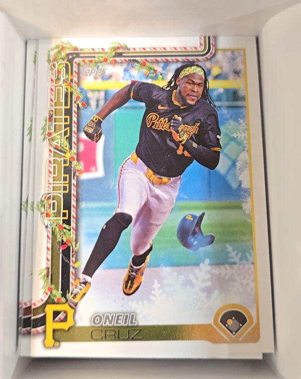 2025 Topps Holiday #H73 Oneil Cruz — front