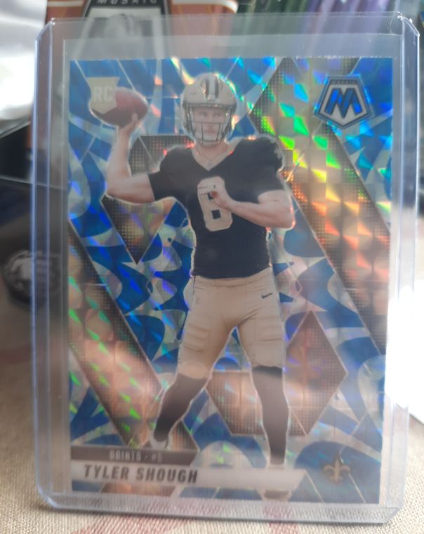 2025 Panini Mosaic #312 Tyler Shough — front