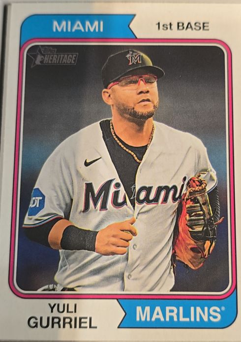 2023 Topps Heritage #585 Yuli Gurriel Miami Marlins — front