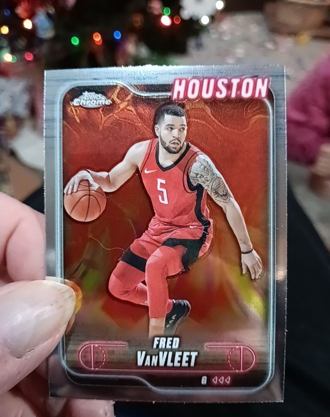 2024-25 Topps Chrome #137 Fred VanVleet — front