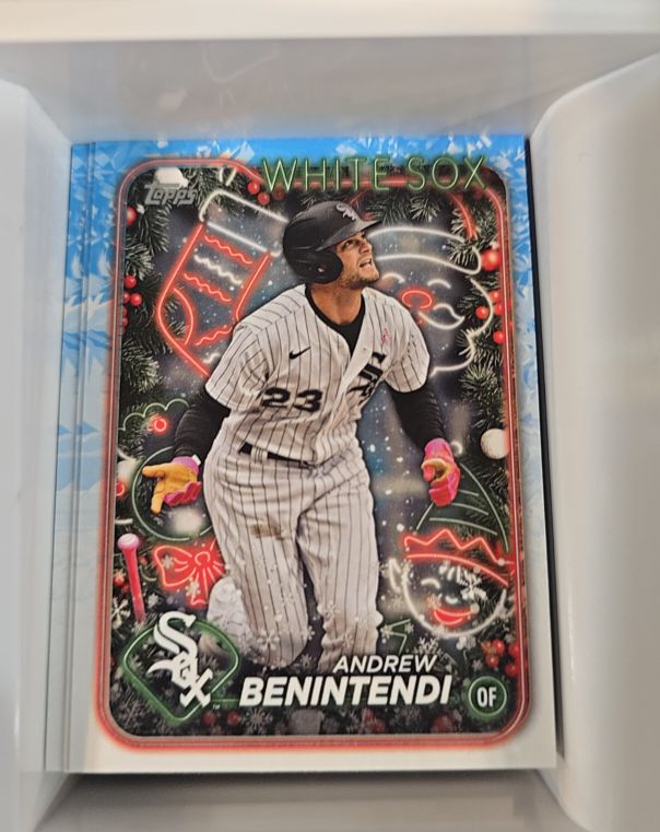 2024 Topps Holiday #H131 Andrew Benintendi — front
