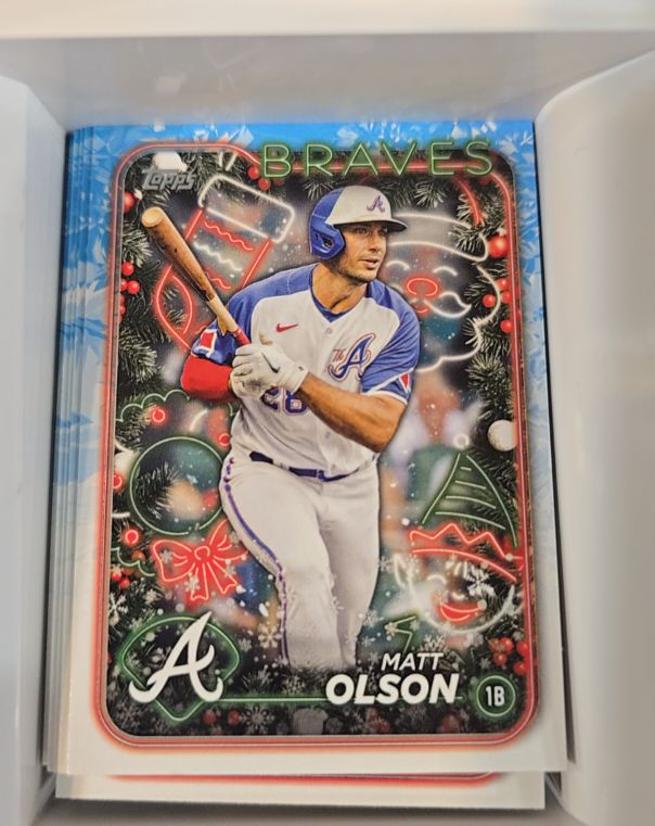 2024 Topps Holiday #H146 Matt Olson — front