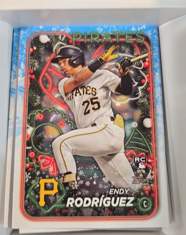 2024 Topps Holiday #H9 Endy Rodríguez Rookie Pittsburgh Pirates — front