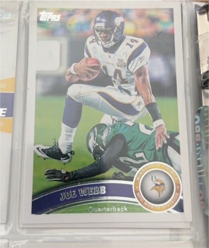 2011 Topps #398 Joe Webb — front