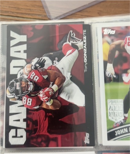 2011 Topps Game Day #GD-TG Tony Gonzalez — front
