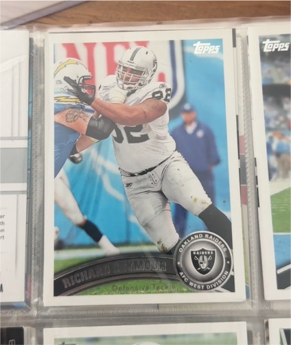 2011 Topps #423 Richard Seymour — front