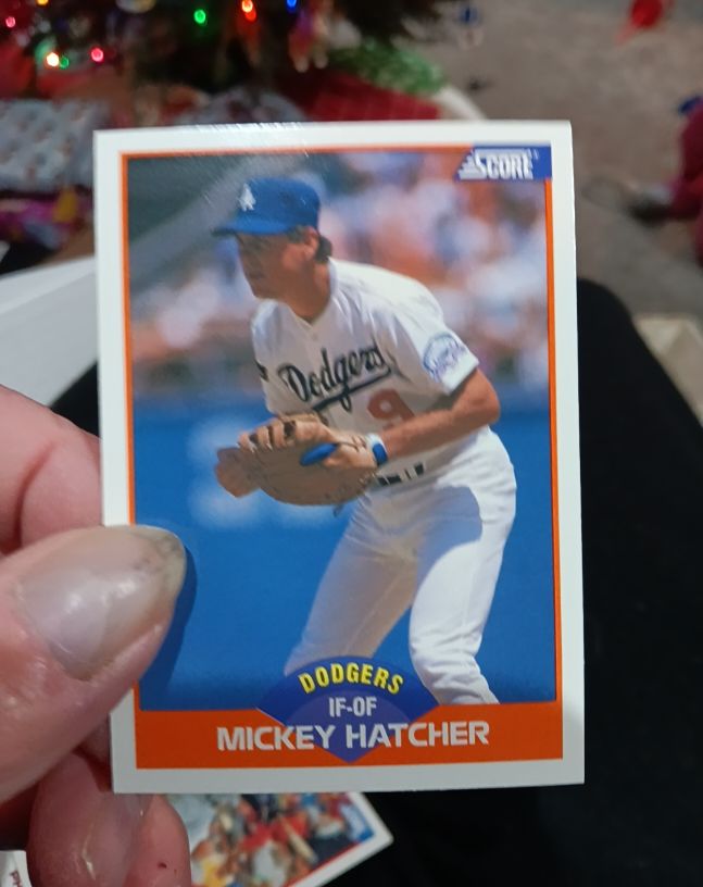 1989 Score #332 Mickey Hatcher — front