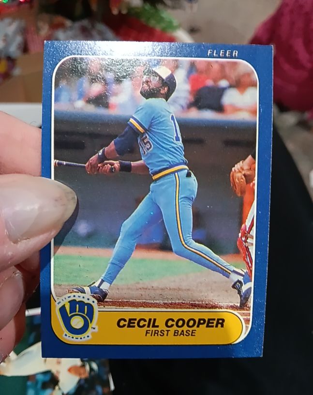 1986 Fleer #484 Cecil Cooper — front