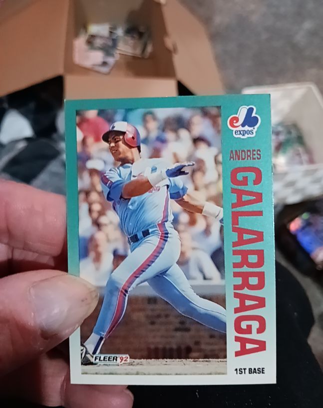 1992 Fleer #480 Andres Galarraga — front