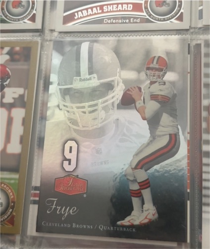2006 Flair Showcase #9 Charlie Frye — front