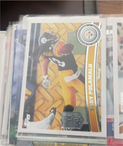 2011 Topps #85 Troy Polamalu — front