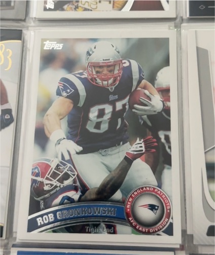 2011 Topps #389 Rob Gronkowski — front