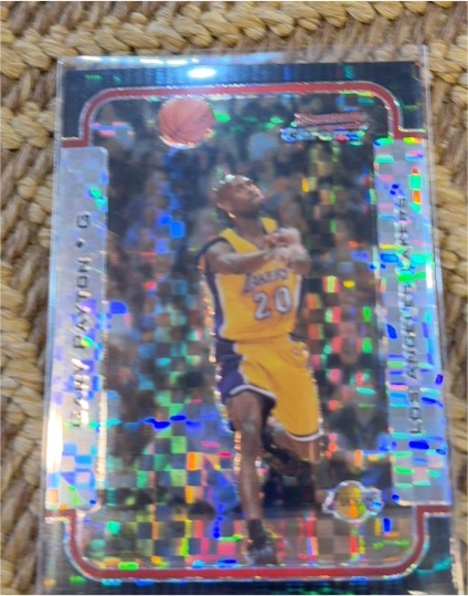 1999 Topps Chrome #70 Damon Stoudamire — front