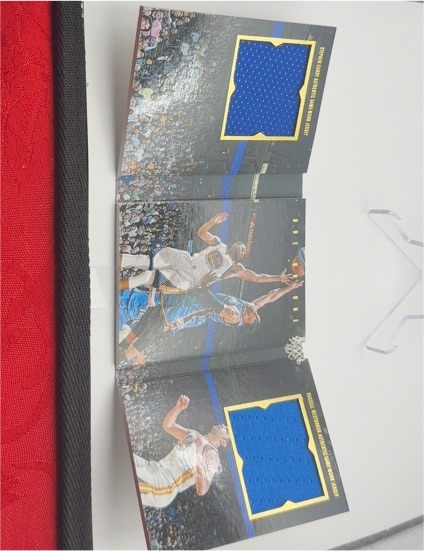2016 Panini National Treasures Stephen Curry Dual Patch Booklet — front