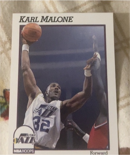 1991-92 Hoops #211 Karl Malone Utah Jazz — front