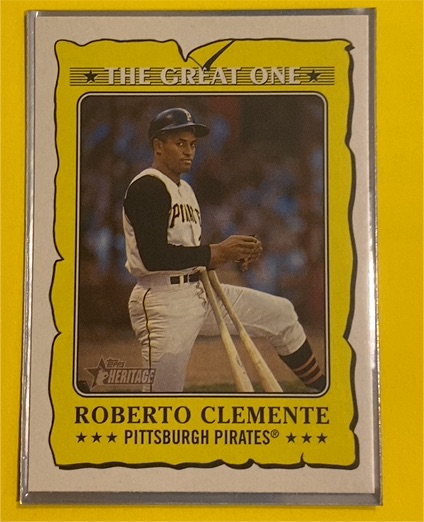 2021 Topps Heritage #GO-7 Roberto Clemente The Great One — front