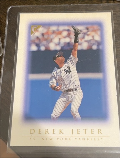 1999 Topps Gallery #20 Derek Jeter — front
