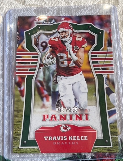 2017 Panini #26 Travis Kelce — front