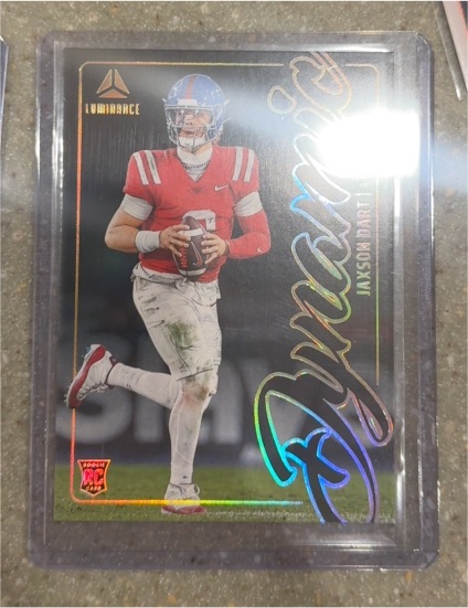 2025 Panini Luminance #14 Jaxson Dart Dynamic RC — front