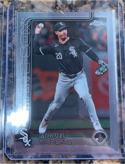 2025 Topps Chrome #51 Miguel Vargas — front