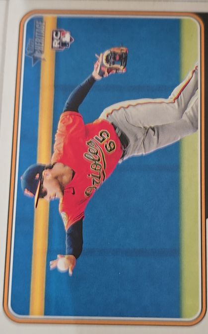 2023 Topps Heritage #567 Joey Ortiz Rookie Card — front