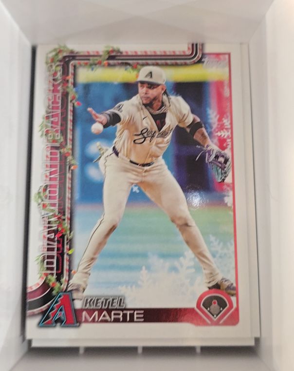 2025 Topps Holiday #H43 Ketel Marte — front