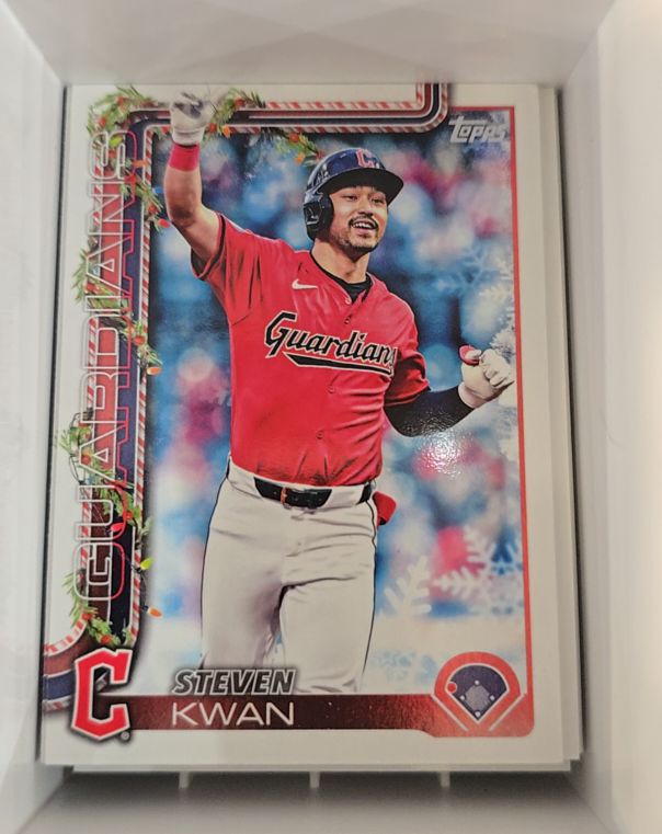 2025 Topps Holiday Baseball #H143 Steven Kwan — front