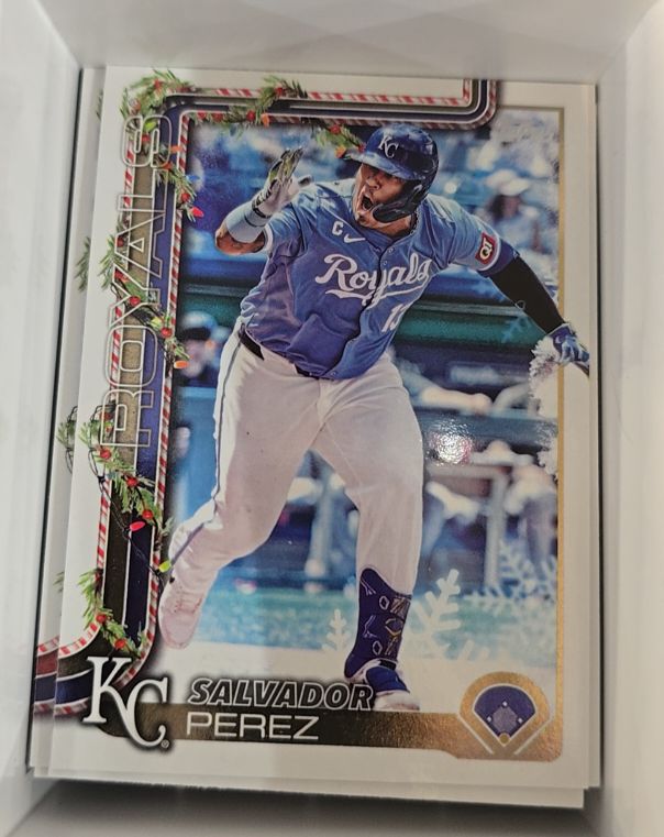2025 Topps Holiday #H116 Salvador Perez — front