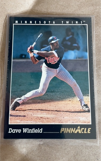 1993 Pinnacle #438 Dave Winfield Minnesota Twins — front