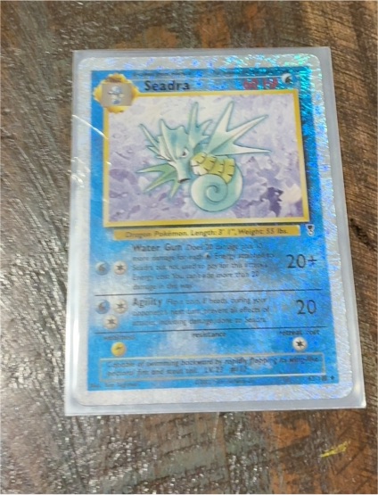 1999 Pokémon Fossil #42 Seadra — front