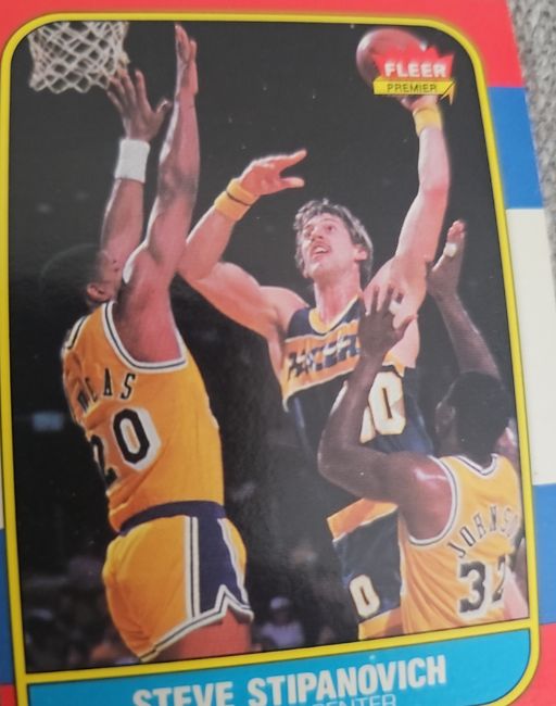 1986-87 Fleer #106 Steve Stipanovich — front