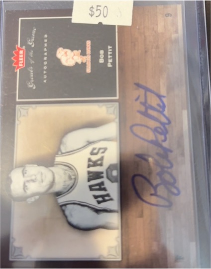 2005-06 Fleer Greats of the Game #GG-BP Bob Pettit — front