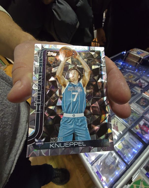 2025-26 Topps Basketball #204 Kon Knueppel — front