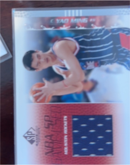 2003-04 Upper Deck SP Game Used Yao Ming Jersey Card — front