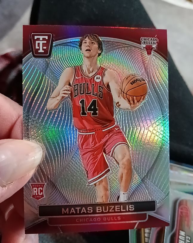 2024-25 Panini Totally Certified #174 Matas Buzelis — front