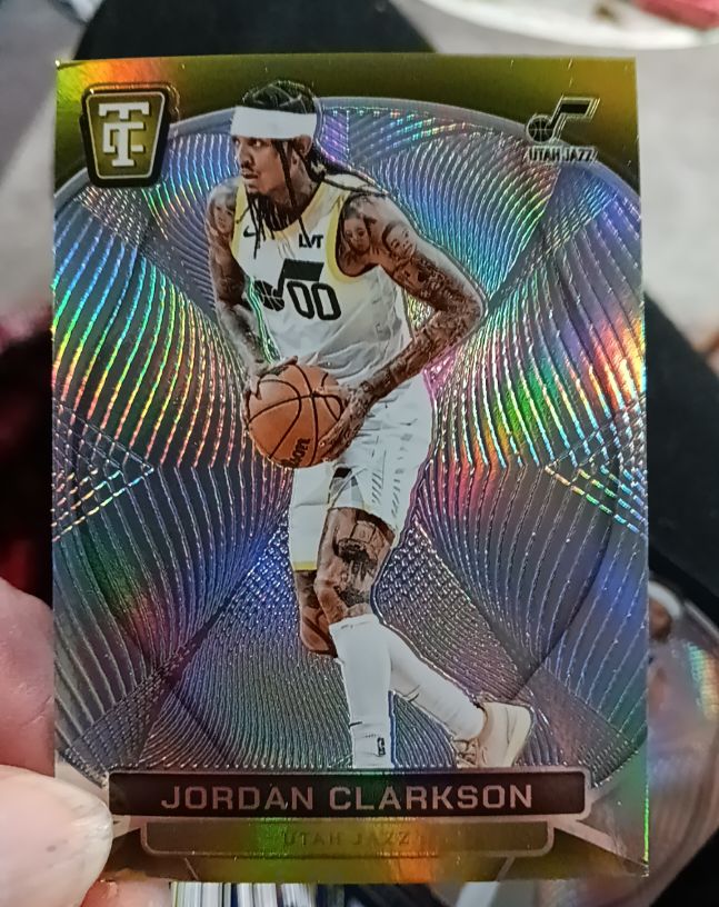2024-25 Panini Totally Certified #118 Jordan Clarkson — front