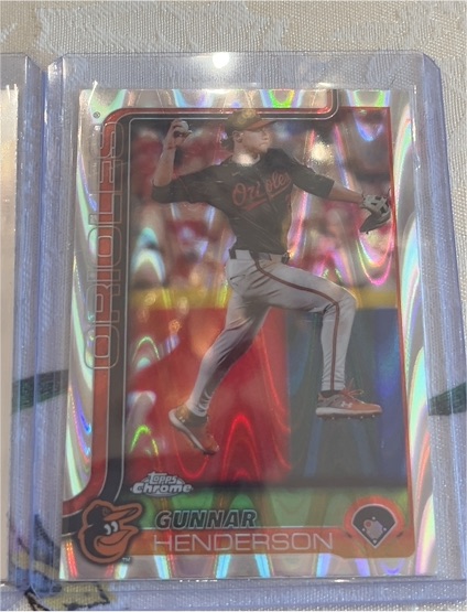 2025 Topps Chrome #213 Gunnar Henderson — front