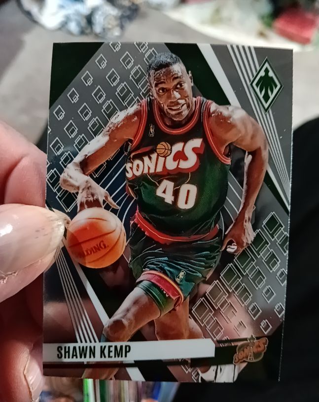 2023-24 Panini Phoenix #237 Shawn Kemp — front