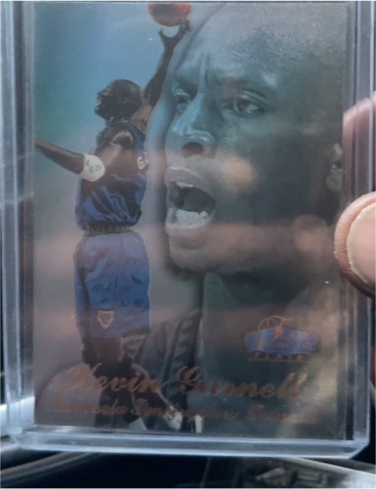 1997-98 Flair Showcase #4 Kevin Garnett — front