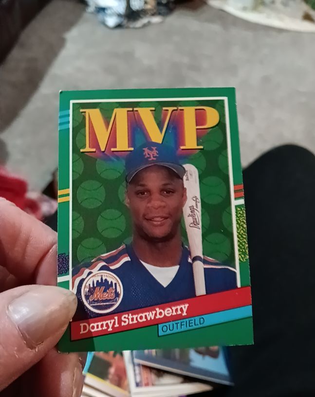 1990 Leaf #408 Darryl Strawberry MVP — front