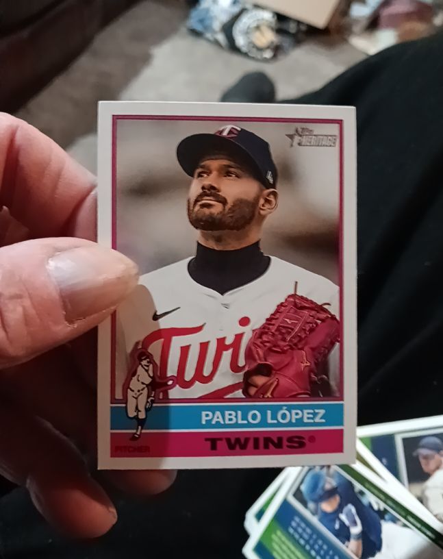 2025 Topps Heritage #131 Pablo López — front