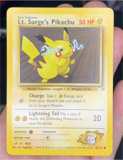 2000 Pokemon Gym Heroes #81 Lt. Surge's Pikachu — front