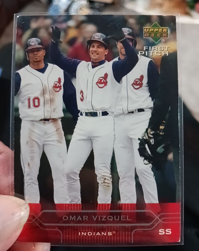2005 Upper Deck First Pitch #62 Omar Vizquel — front
