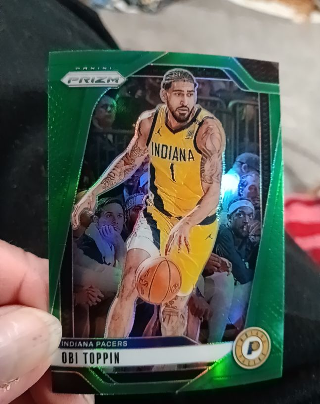 2024-25 Panini Prizm #11 Obi Toppin — front