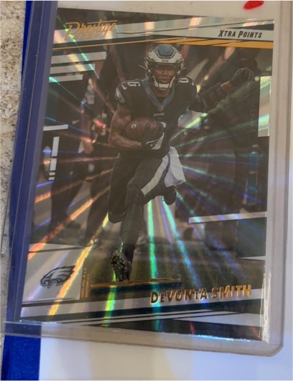 2022 Panini Prestige Xtra Points DeVonta Smith — front