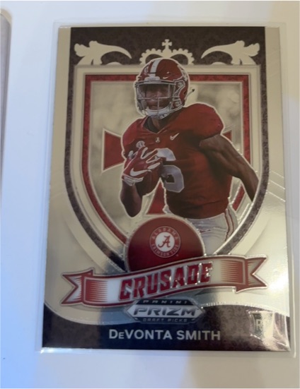 2021 Panini Prizm Draft Picks Crusade #165 DeVonta Smith — front