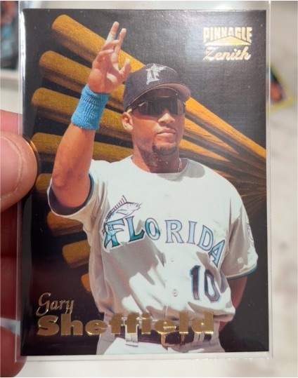 1996 Pinnacle Zenith #21 Gary Sheffield — front
