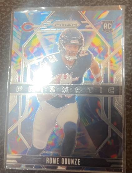 2024 Panini Prizm Prizmatic #9 Rome Odunze — front